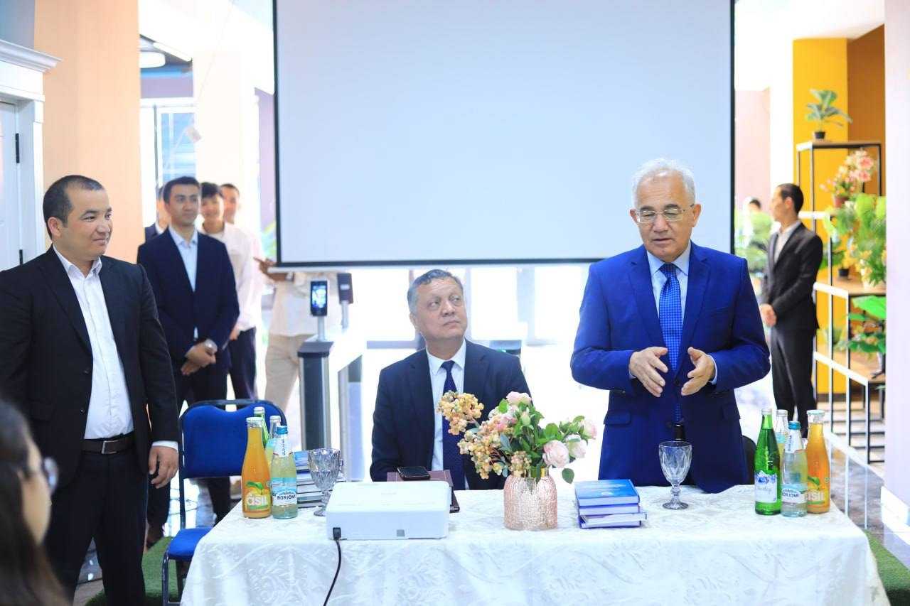 Akademik Akmal Saidov Rishtonda yoshlar bilan uchrashdi