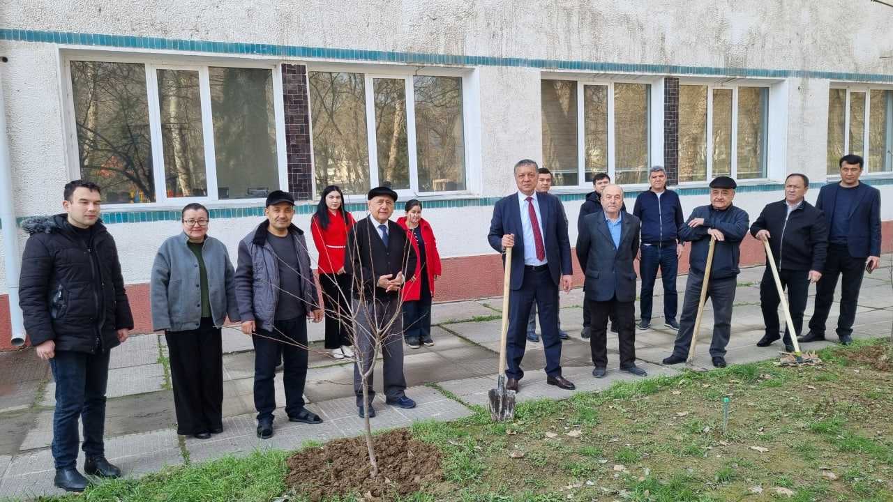 Davlat va huquq institutida hashar tashkil etildi